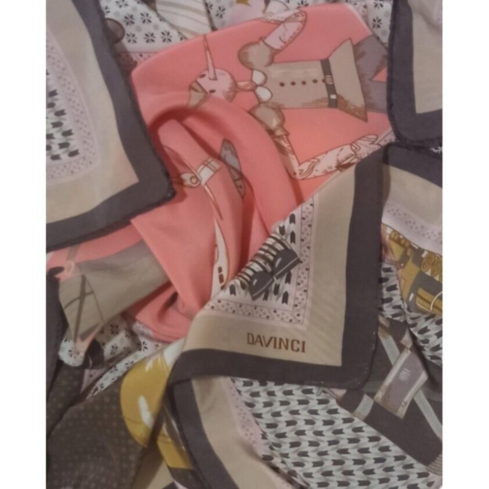 DAVINCI Black & Pink With Art Print Silk Scarf 35"/ 32” EX COND - Picture 3 of 12